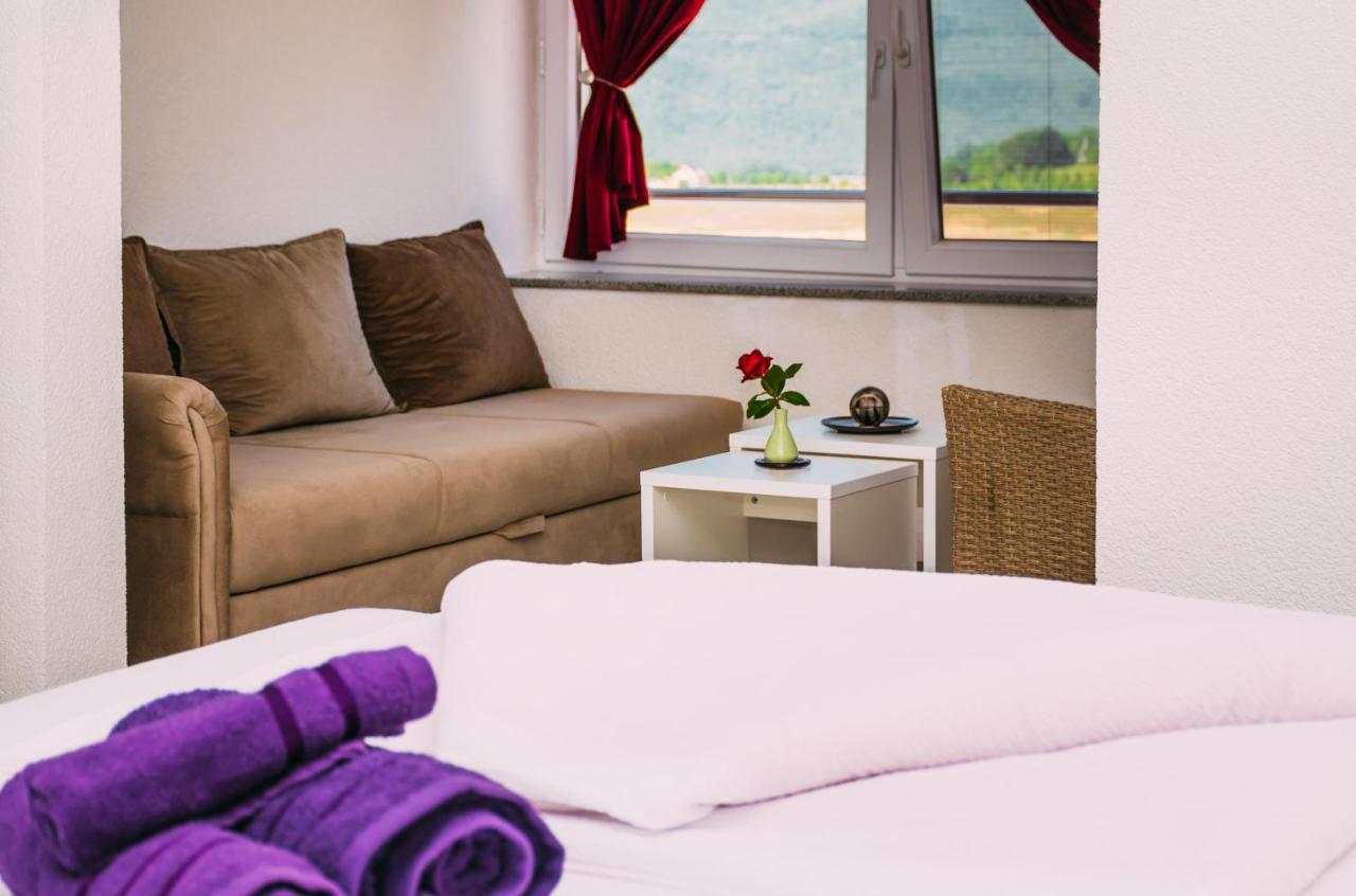 Apartmani Markesic Ramsko Jezero Prozor 외부 사진