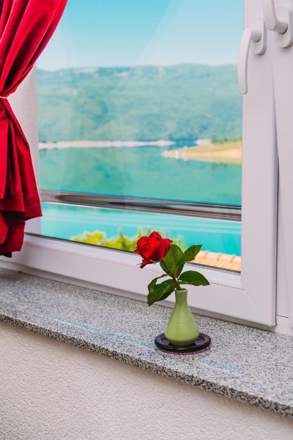 Apartmani Markesic Ramsko Jezero Prozor 외부 사진
