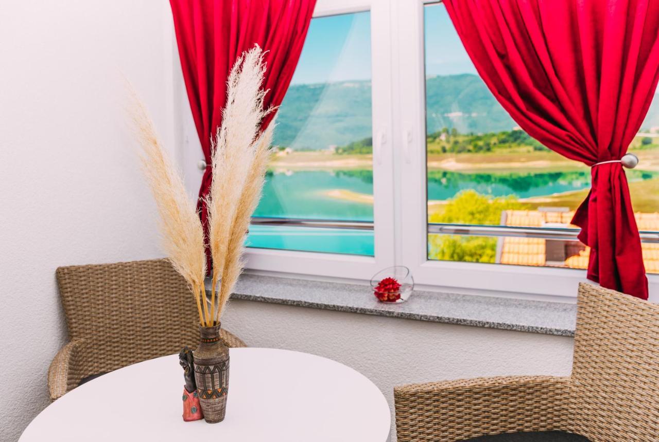 Apartmani Markesic Ramsko Jezero Prozor 외부 사진