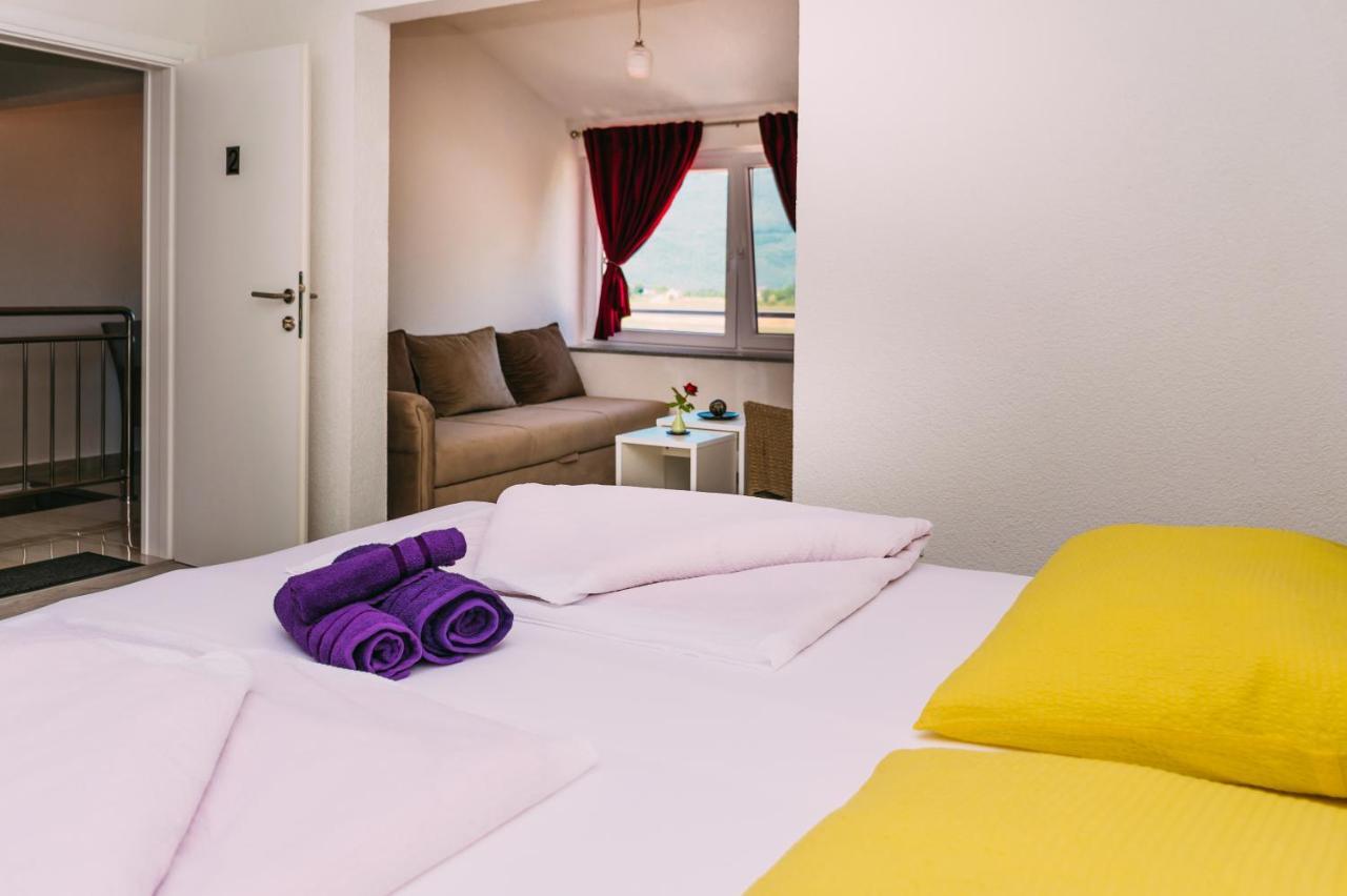 Apartmani Markesic Ramsko Jezero Prozor 외부 사진