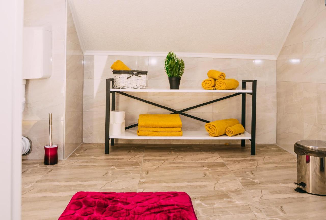 Apartmani Markesic Ramsko Jezero Prozor 외부 사진