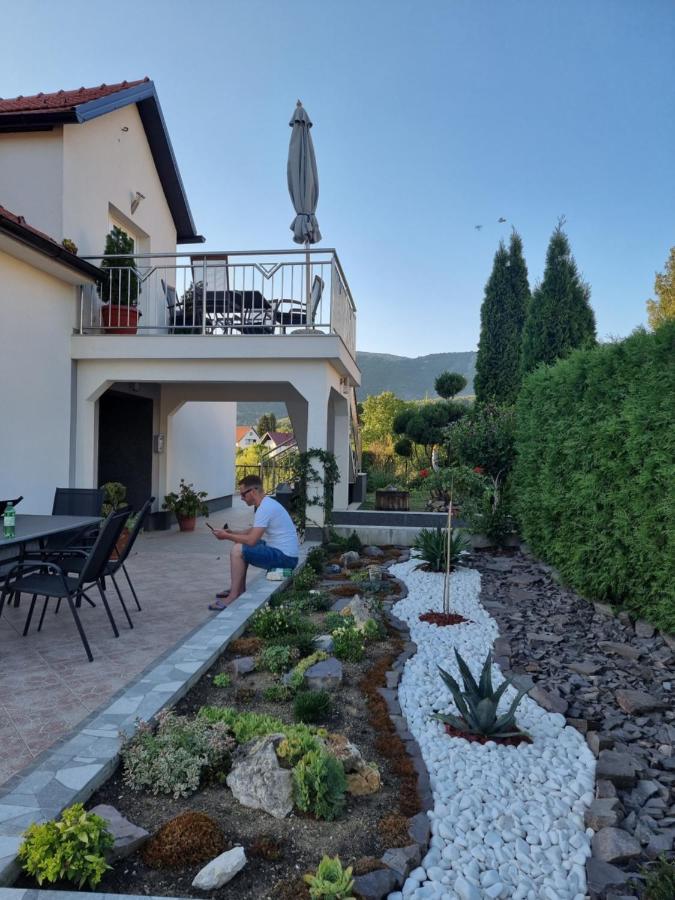 Apartmani Markesic Ramsko Jezero Prozor 외부 사진